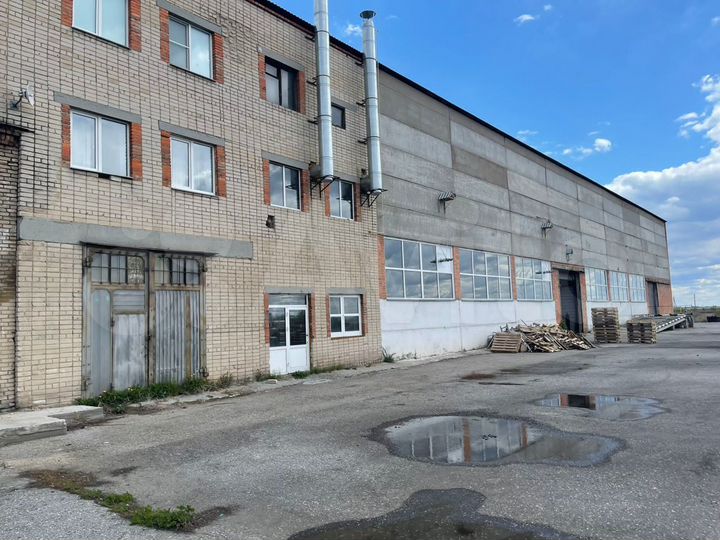 Производство, 7596 м²