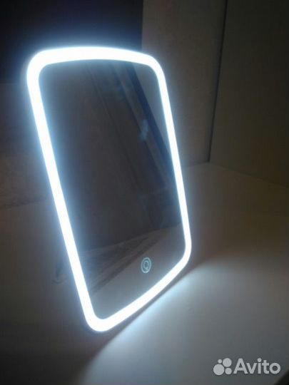 Зеркало xiaomi desktop LED makeup mirror (NV026)