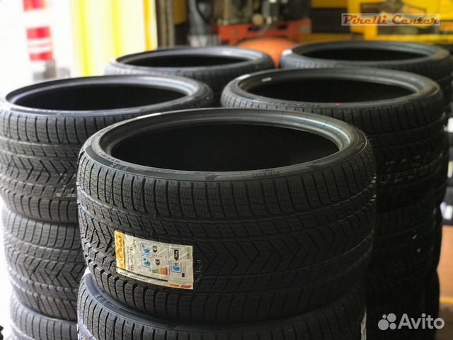 Pirelli Scorpion Winter 275/35 R22 104V