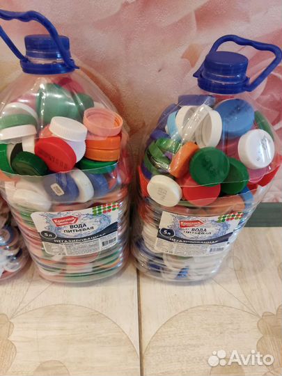 Крышки от молока,сока, воды для поделок