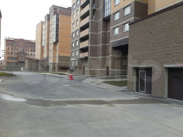 Машиноместо, 28 м²