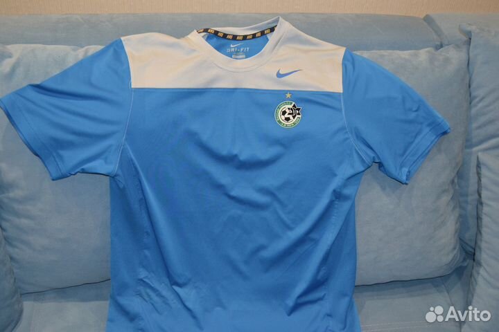 Спортивная футболка nike