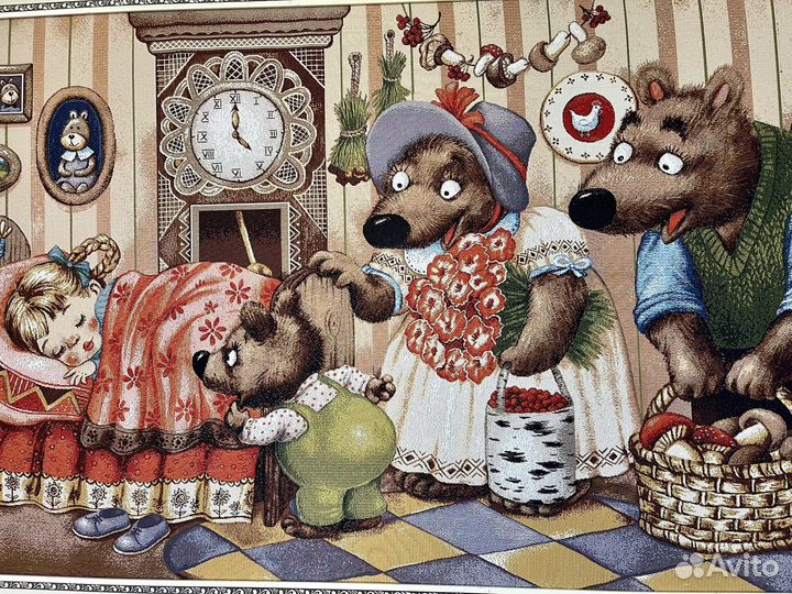 Картина в раме гобелен