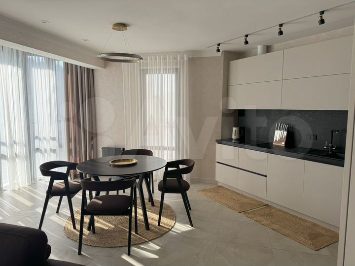 2-к. квартира, 80 м², 5/22 эт.