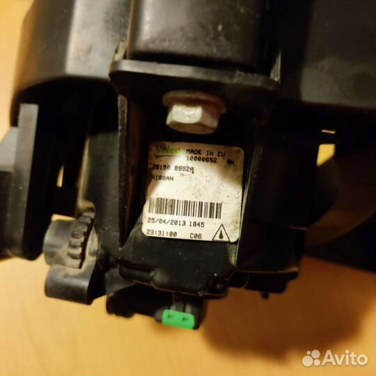 Правый противотуманный фонарь