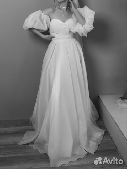 Свадебное платье