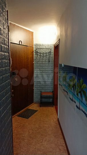 2-к. квартира, 53 м², 1/4 эт.