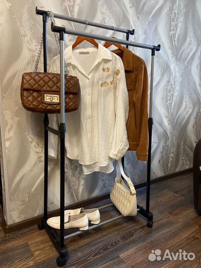 Напольная вешалка