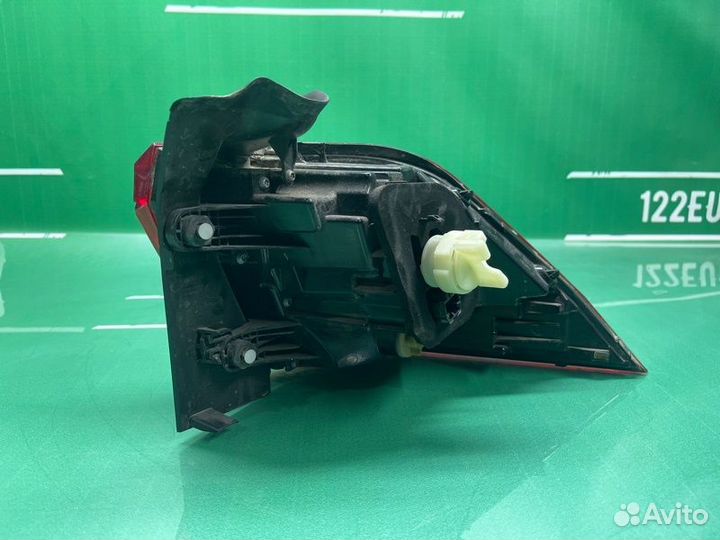 Фонарь задний левый Volkswagen Tiguan