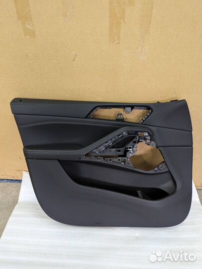 Обшивка двери передней левой BMW X6 G06