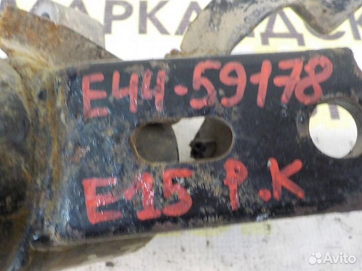 Опора двигателя правая Toyota Corolla (E150) 2006