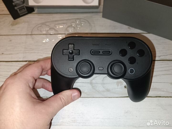 Геймпад 8bitdo pro 2 с держателем черный Bluetooth