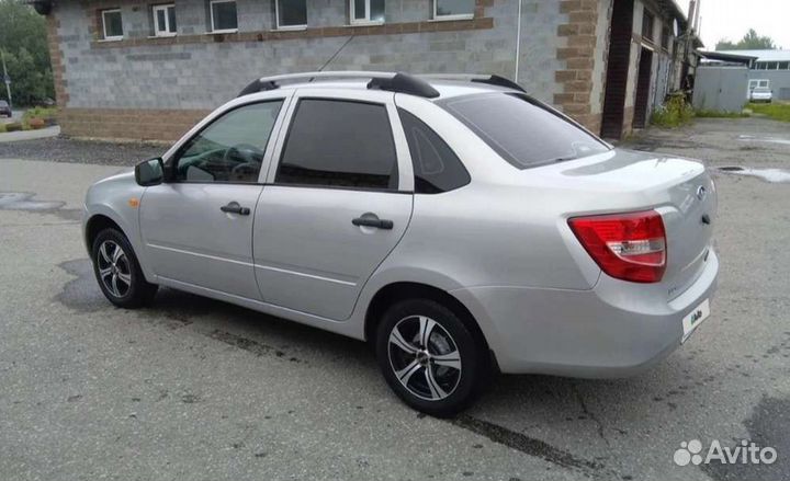 Рейлинги на крышу LADA granta