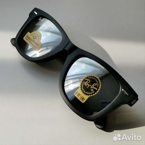 Солнцезащитные очки Ray Ban