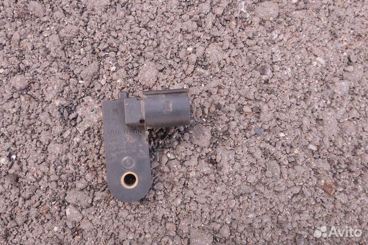 Датчик включения стопсигнала 1K0945459A Volkswagen