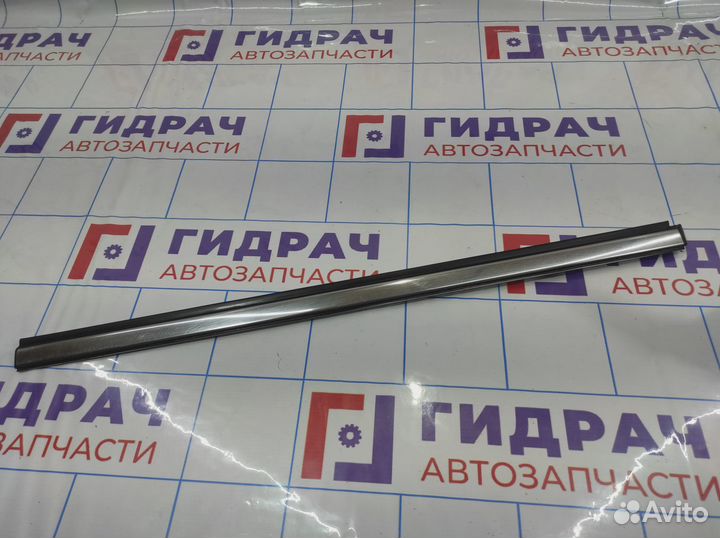 Накладка стекла глухого заднего правого Great Wall Hover H3 5403014K00