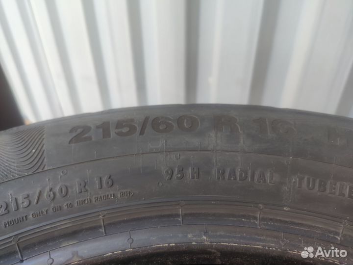 Continental ContiPremiumContact 5 215/60 R16