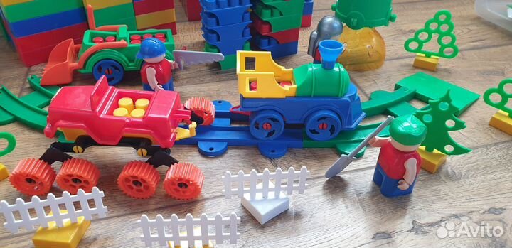 Конструктор bauer 985 деталей