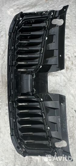Решетка радиатора на skoda octavia a7 2017-2020