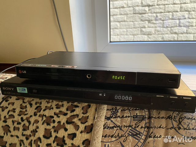 DVD плеер sony / LG
