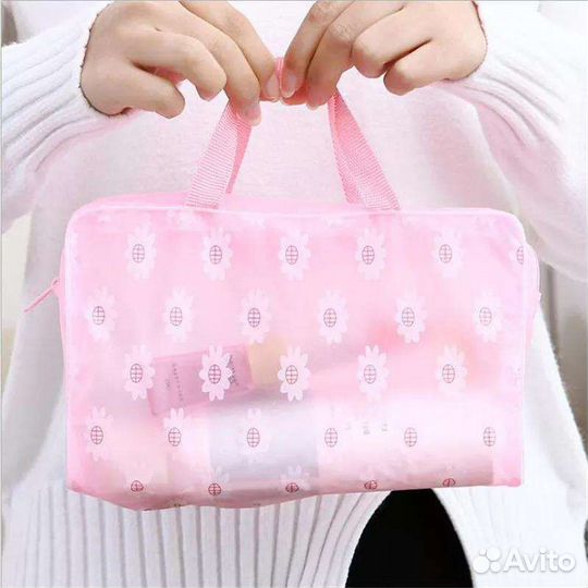 Косметичка прозрачная новая