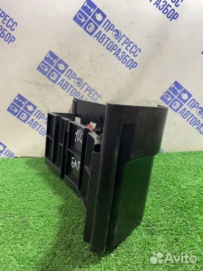 Ящик для инструментов задний Mercedes-Benz W211