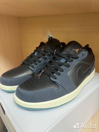 Кроссовки Nike air jordan 1 low