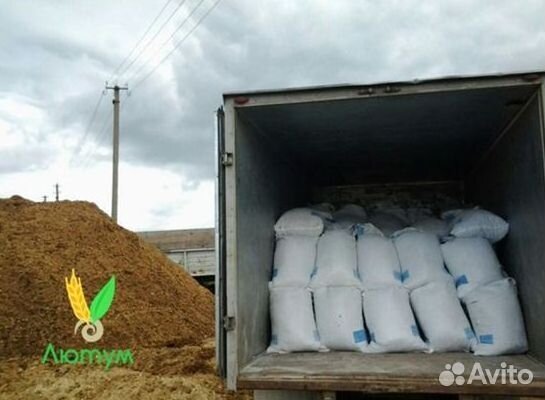 Перепревший навоз в мешках