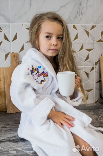 Халат с вышивкой