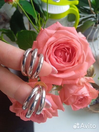 Продаю серьги