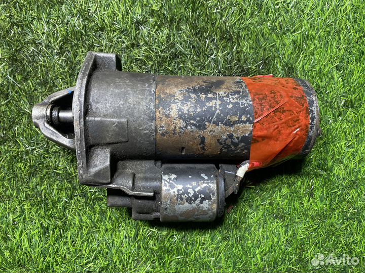 Стартер Mercedes Е W124