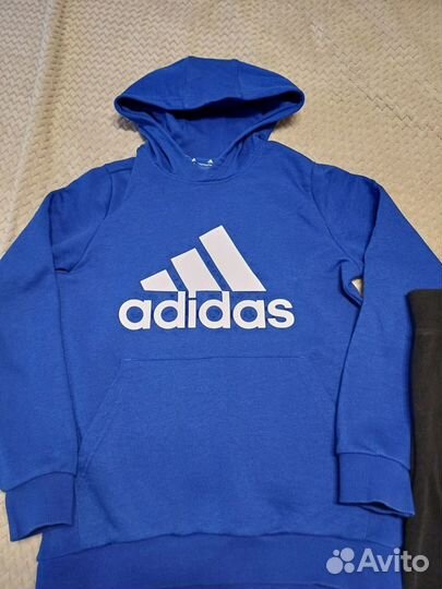 Спортивный костюм adidas