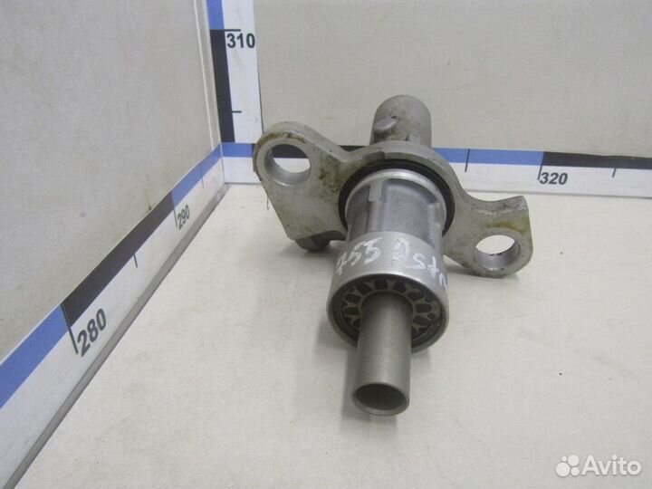 Цилиндр тормозной главный Astra J 2010