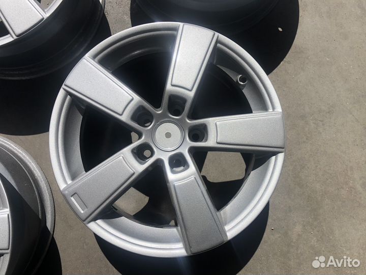 Диски литые r16 5 * 108