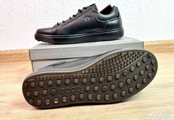 Кроссовки Ecco надежные