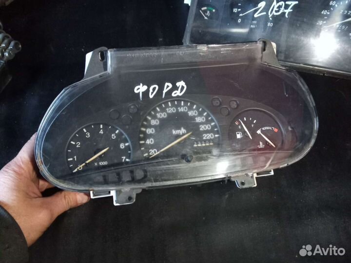 Приборка Форд Эскорт 5