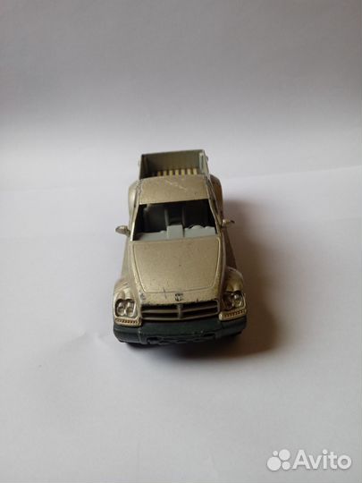 Модель автомобиля Dodge Power Wagon