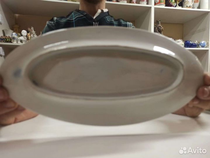 Редкая фарфоровая селедочница