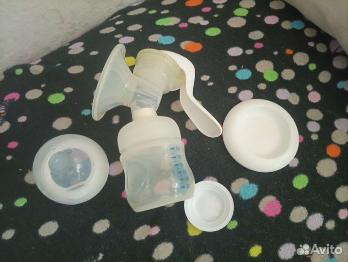 Молокоотсос avent ручной+ накладки+ вкладыши