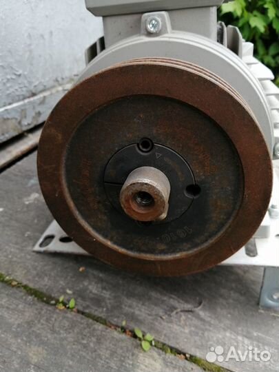 Электродвигатель wolf 2.2кВт