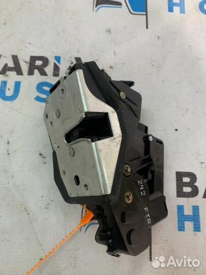 Замок двери передней правой Bmw 3 E46 M54B30 2003