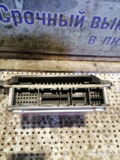 Блок управления двс Mercedes-Benz W208