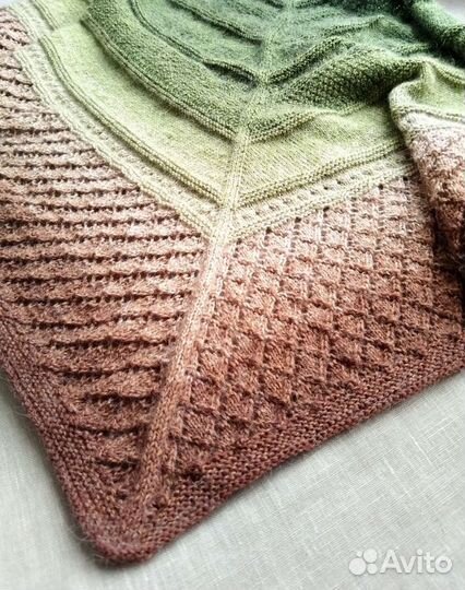 Женский шарф(бактус) /шаль/палантин/ на заказ