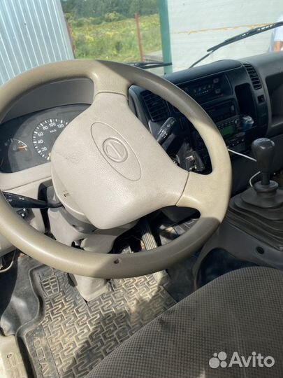 Hino 300 (Dutro) с КМУ, 2012