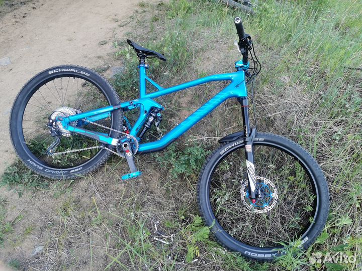 Canyon strive CF 8.0 XL 27.5