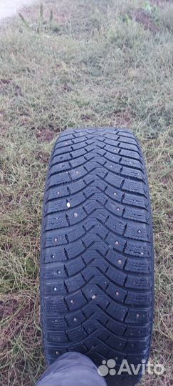 Michelin Latitude X-Ice North 225/65 R17