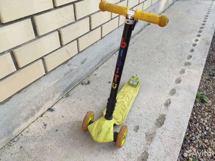 Самокат 3-х колесный детский складной