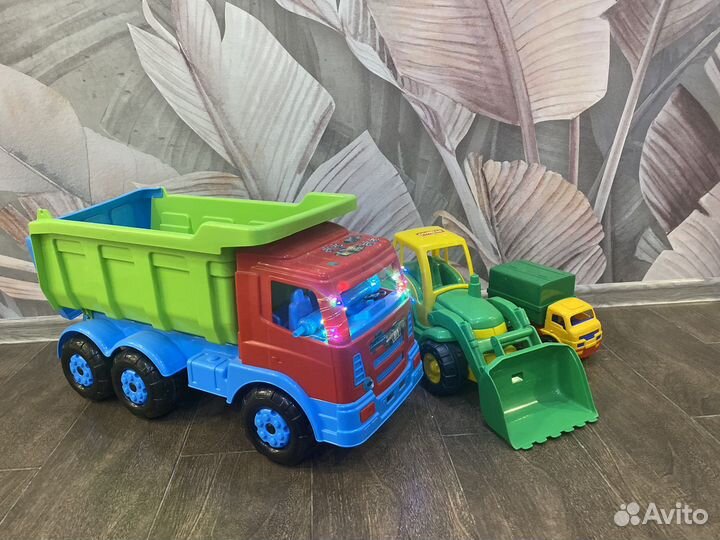 Грузовик, экскаватор