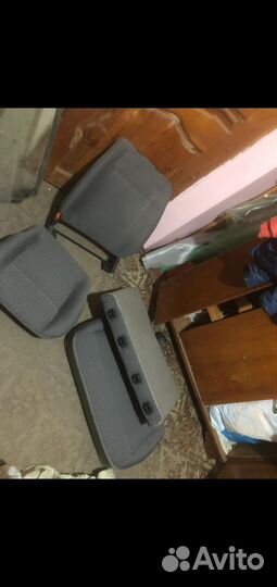 Передние сиденья