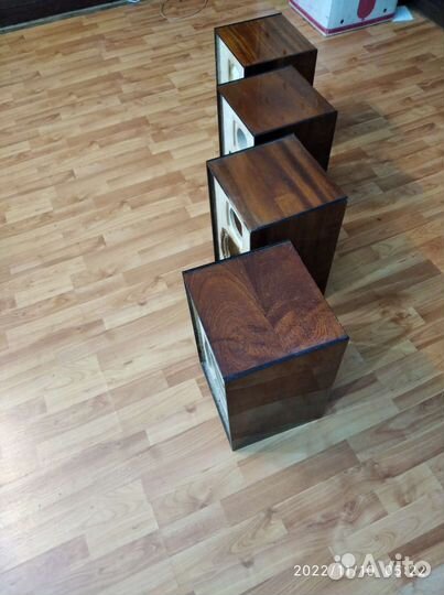 Короб под колонки